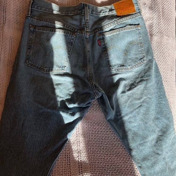 NWT Levi's 501 ripped skinny jeans size 30x28 - Picture 3 of 9